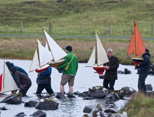 Model Yacht Racing (Tom McDonnell)